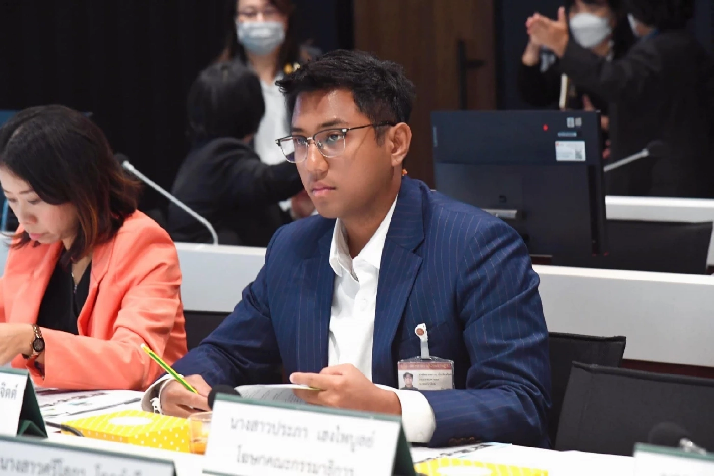 รู้จัก สส.ปูอัด ไชยามพวาน มั่นเพียรจิตต์ ชื่อนี้ที่ชาวเน็ตกำลังสืบค้นมากที่สุด