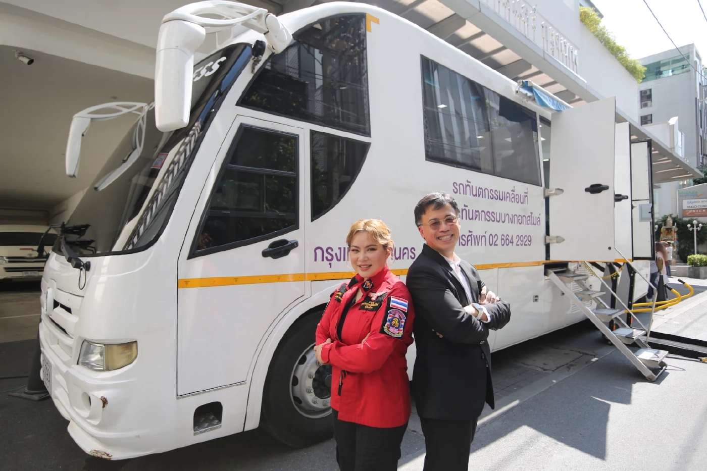 ถอดสูตรความสำเร็จ 20 ปี “คลีนิกทันตกรรมบางกอกสไมล์”