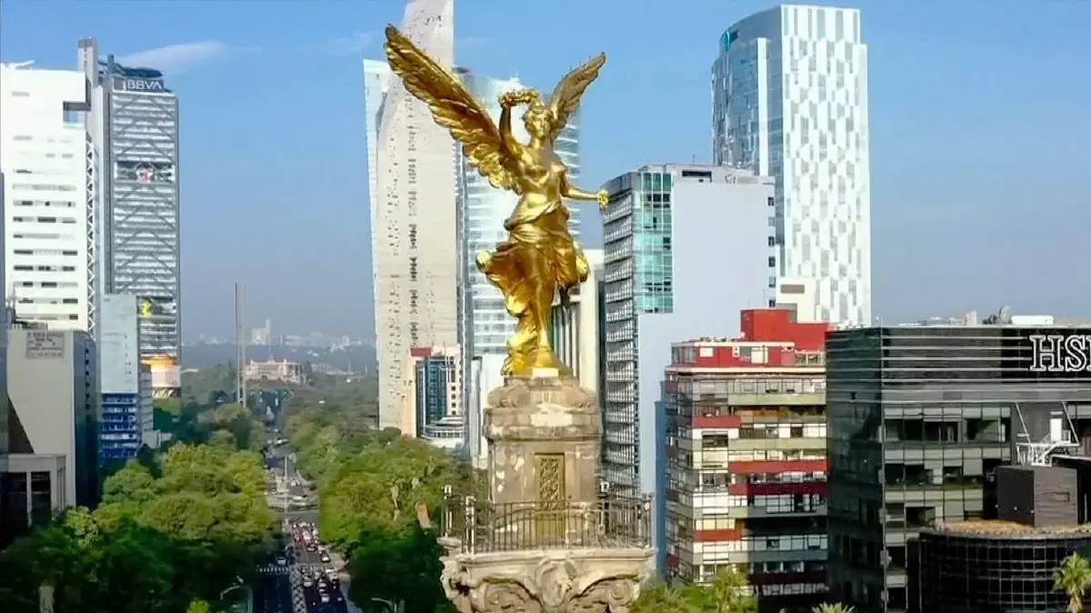 "แอนโทเนีย"  เยือนเม็กซิโกประเทศเจ้าภาพจัด Miss Universe ครั้งที่ 73