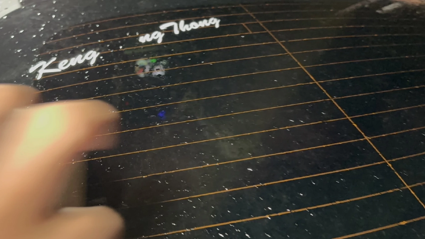 "ใบเตย" ออกจากเรือนจำ เจ้าตัวไหว้ทักทายสื่อมวลชน พุ่งตรงกลับบ้านทันที