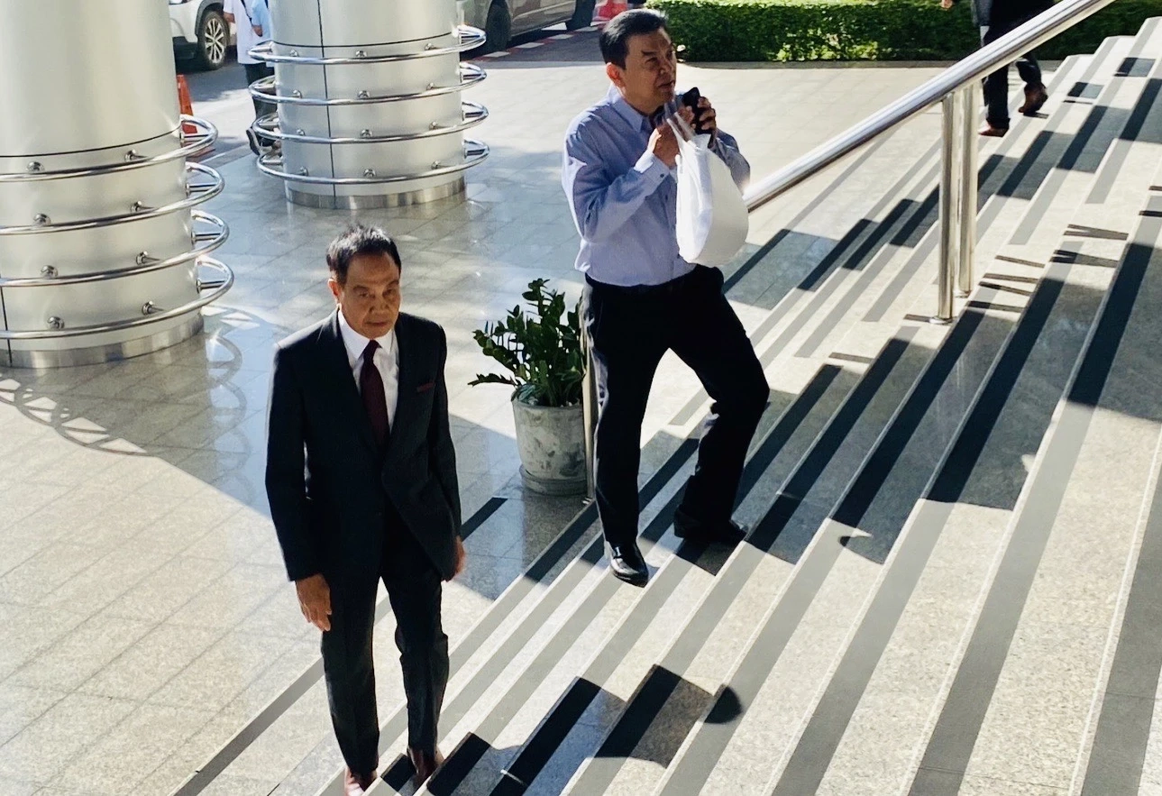 พล.ต.อ.สมยศ พุ่มพันธุ์ม่วง