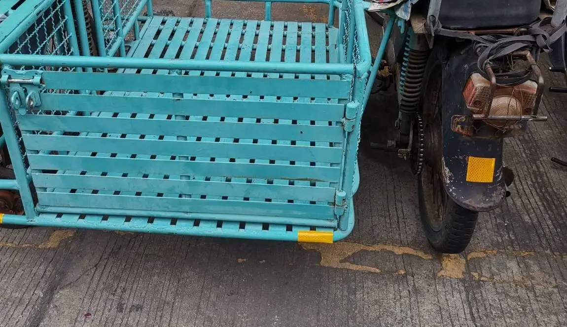 สภ.เมืองสุพรรณบุรี รุกโครงการ "แสงสะท้อนช่วยชีวิต" ลดอุบัติเหตุทางถนน