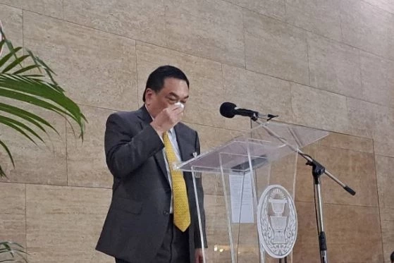 สว.อุปกิต ร่ำไห้สาบาน ยัน ไม่เคยเอี่ยวยาเสพติด