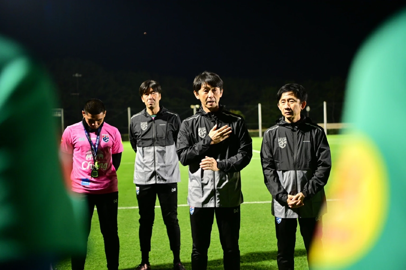 "ทีมชาติไทย" ซ้อมมื้อแรกหลังถึงญี่ปุ่น "อิชิอิ" เลือก "ธีราทร" กัปตันทีม