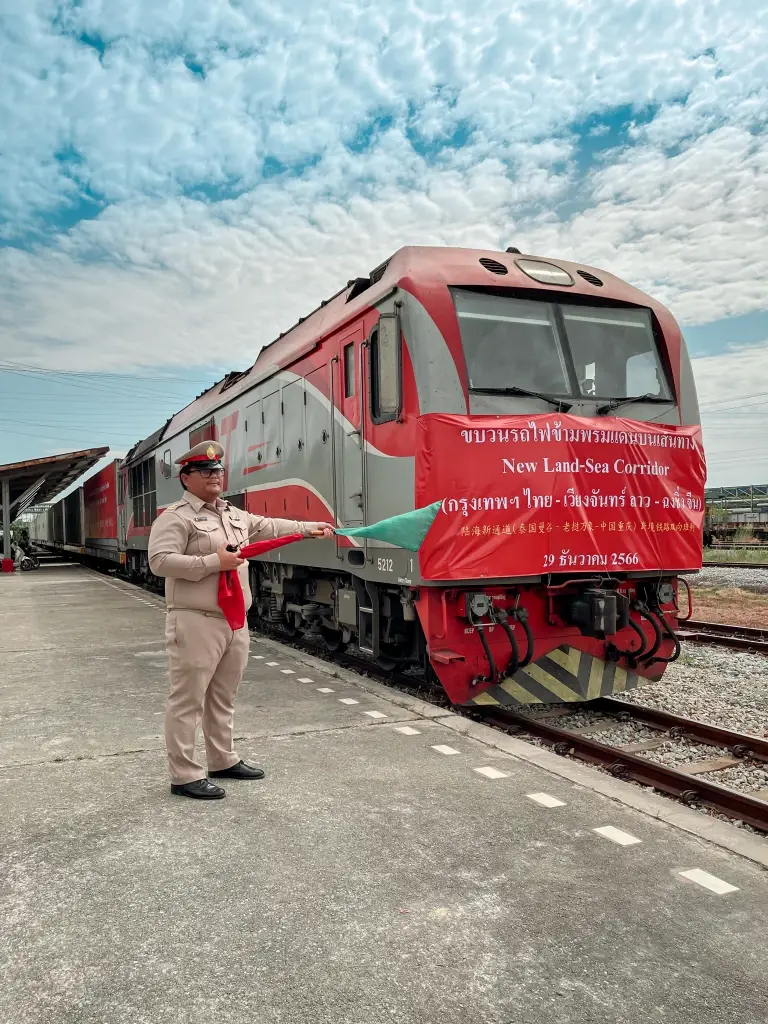 กระทรวงเกษตรและสหกรณ์ ร่วมเปิดขบวนรถไฟข้ามพรมแดนบนเส้นทาง New Land-Sea Corridor