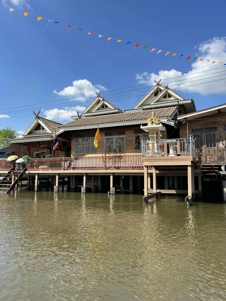 ท่านอ้น โพสต์ภาพบ้านเรือนริมคลองบางกอกน้อย