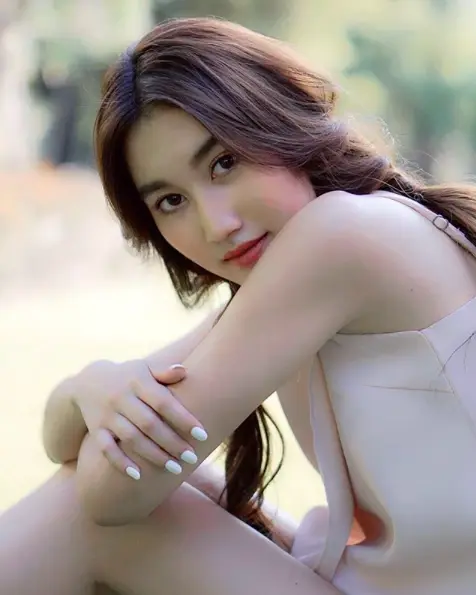 เบสท์ รักษ์วนีย์