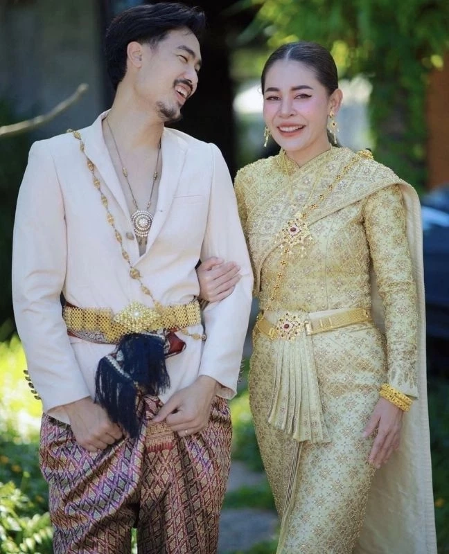 เกิดอะไรขึ้น! “เป็กกี้ ศรีธัญญา” ประกาศโสดจบความสัมพันธ์กับสามีรุ่นน้อง