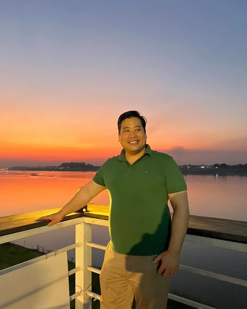 "ท่านอ้น" กลับถึงนิวยอร์ก โพสต์"คิดถึงเมืองไทย" พร้อมเผยภาพหาชมยาก