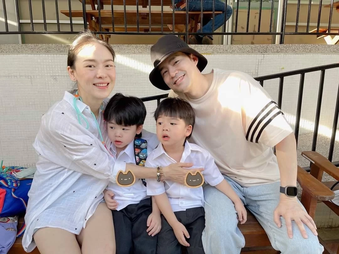 รู้ที่มาโลโก้ เด็กสมบูรณ์ ก่อน พี่ธีร์-น้องพีร์ นั่งแท่นพรีเซ็นเตอร์