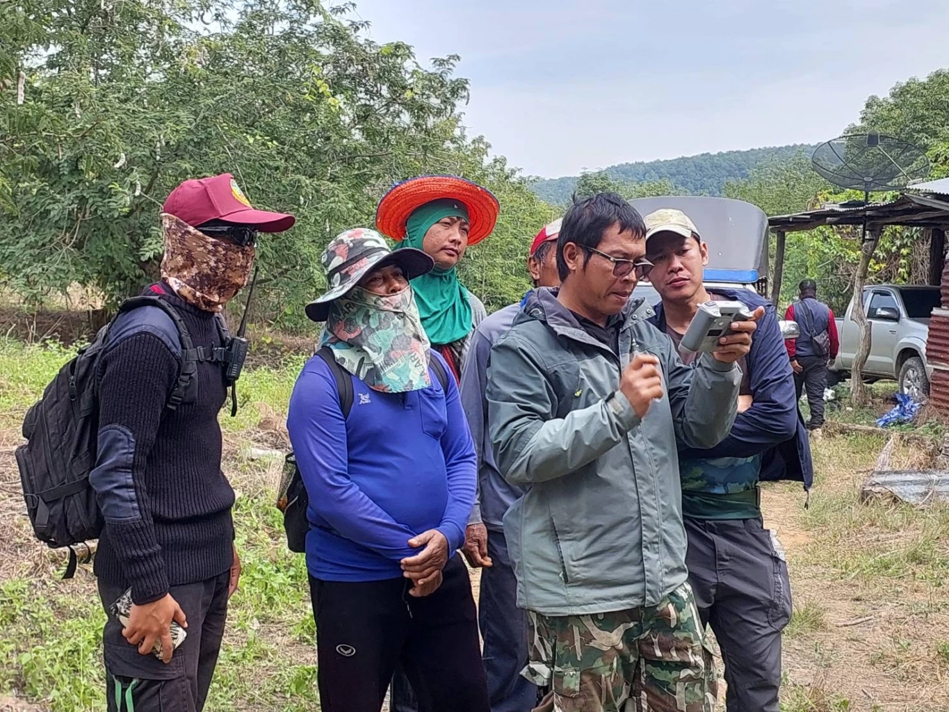 อุทยานระดมกำลัง ผลักดันช้างป่าทับลานที่บุกไร่ชาวบ้าน