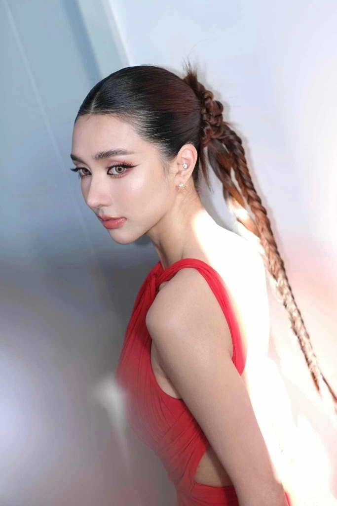 “พริ้ง ชุติญา เจียรกุล” ปรับลุค เสริมจมูกเติมความปังที่ YKJ Medical Center