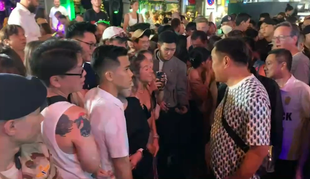 เปิดผับตี 4 วันที่ 2 "อนุทิน" ตรวจถนนข้าวสาร เล็งขยายพื้นที่โซนนิ่งเพิ่ม