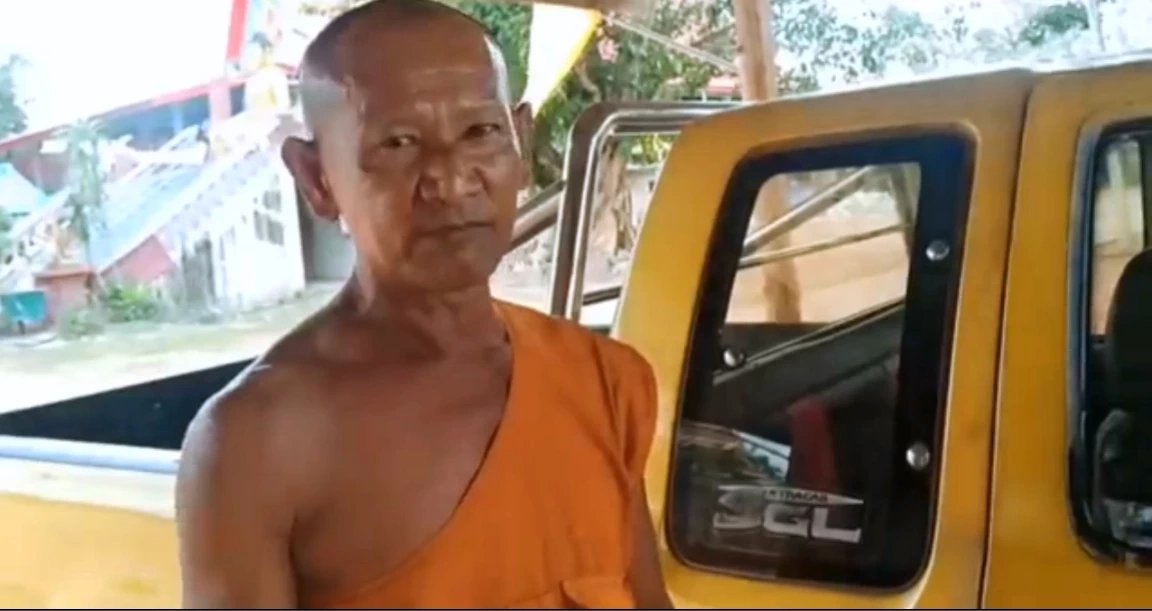 พระซื้อเบียร์แก้บน 'หลวงพ่อเคลือบ' ขอโทษรู้เท่าไม่ถึงการณ์