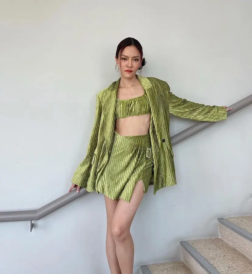 แพท วงเคลียร์  ฝืนลุยงานหนัก เล่าสาเหตุที่ร่างกายไม่ไหวถึงขั้นนั่งวีลแชร์