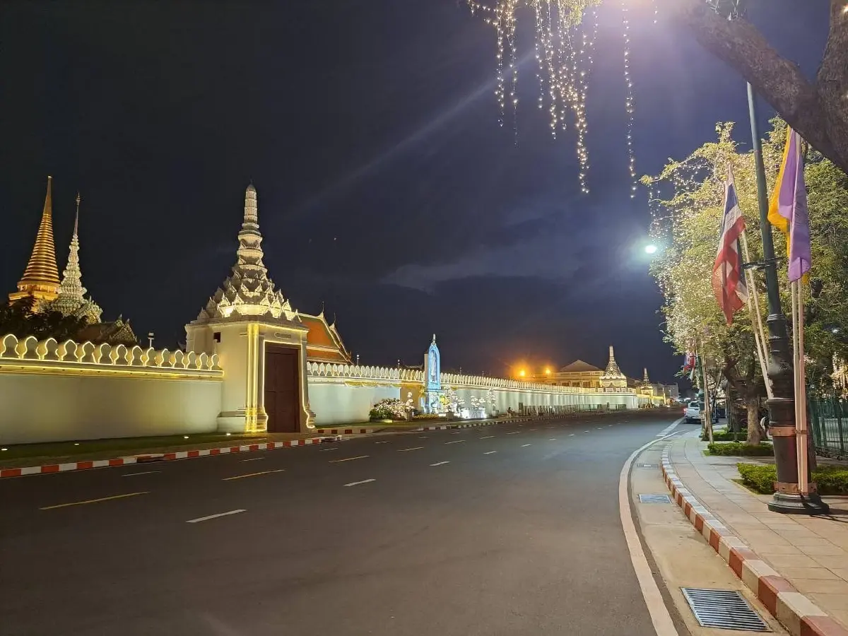 มท.1 เยี่ยมชม MEA ติดตั้งไฟประดับงดงามสว่างไสวต้อนรับปีใหม่นับล้านดวง