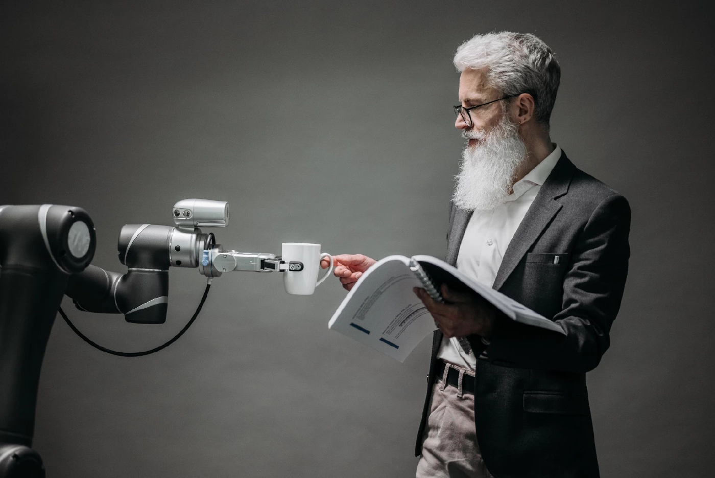 รู้จัก "life2vec" AI ที่ทำนายการเสียชีวิตของผู้คนนับล้าน