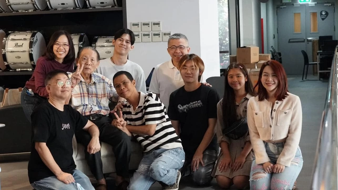 "หนึ่ง จักรวาล" เล่าชีวิตวัยเด็กที่อยู่ในสลัม ได้เล่นเปียโนเพราะคนๆนี้