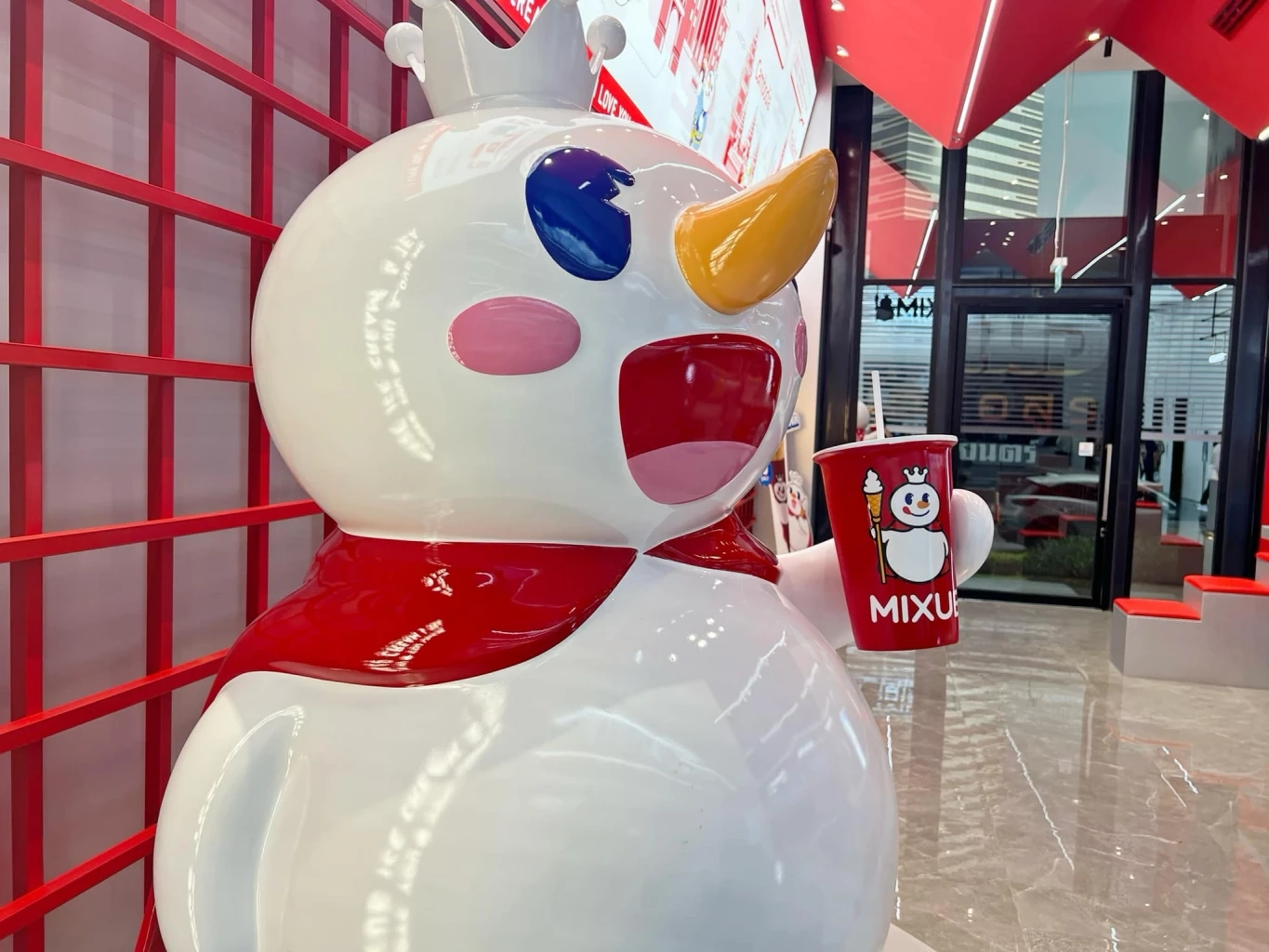 รู้จักมั้ย ? Mixue ไอศกรีมสัญชาติจีน มีสาขาอยู่ทั่วโลก โตเร็วในบ้านเรา 