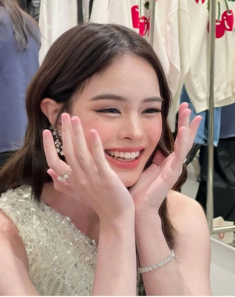 น่ารักขนาดนี้ แอลลี่ อชิรญา ไม่มีรักแรก เรื่องอินเลิฟยังห่างไกล