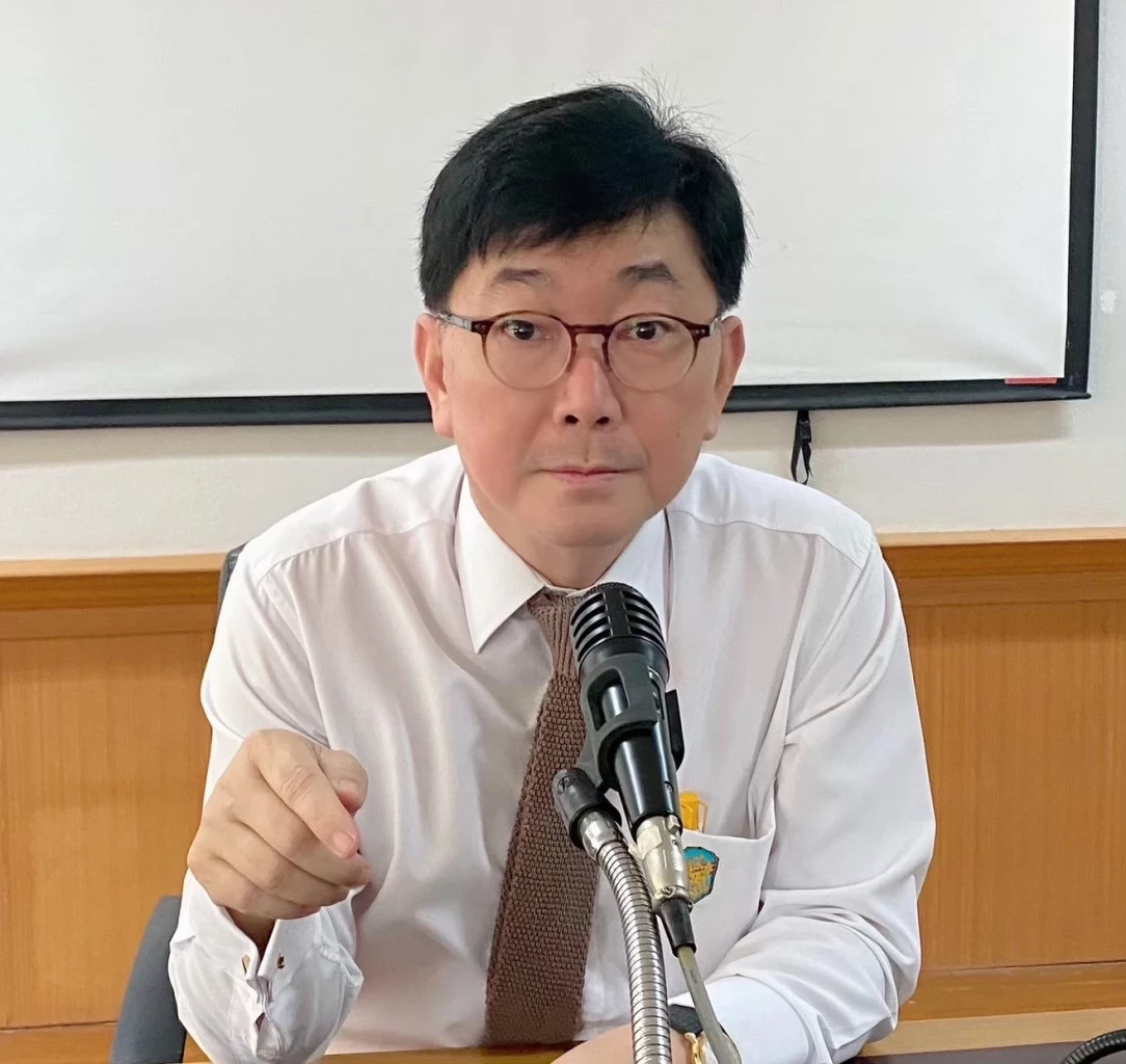 นายโกศลวัฒน์ อินทุจันทร์ยง อธิบดีอัยการ สคช.