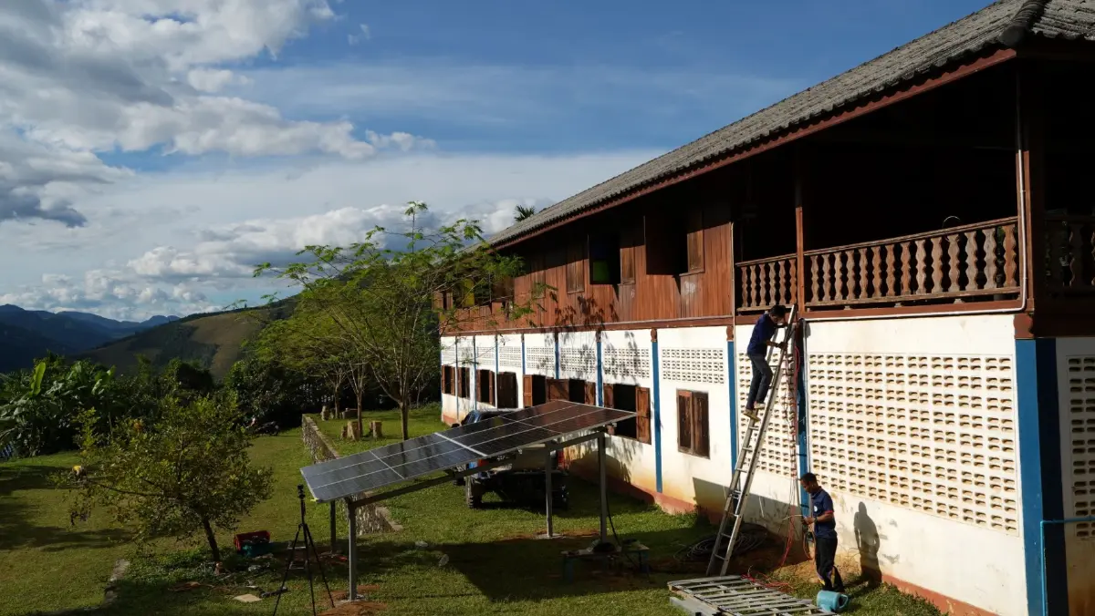 Gulf x AIS Solar Synergy A Spark of Green Energy Network