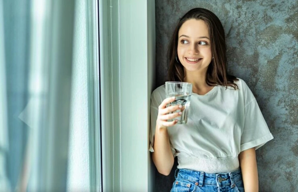 เตือนสายติดชง-ติดหวาน-ดื่มน้ำน้อย ระวัง “โรคนิ่วในไต” ปรับพฤติกรรมด่วน!!