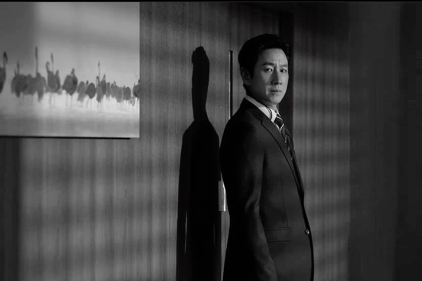 "อีซอนคยุน" จากหนังดัง Parasite เสียชีวิตในรถ เปิดประวัติถูกสอบคดียาเสพติด