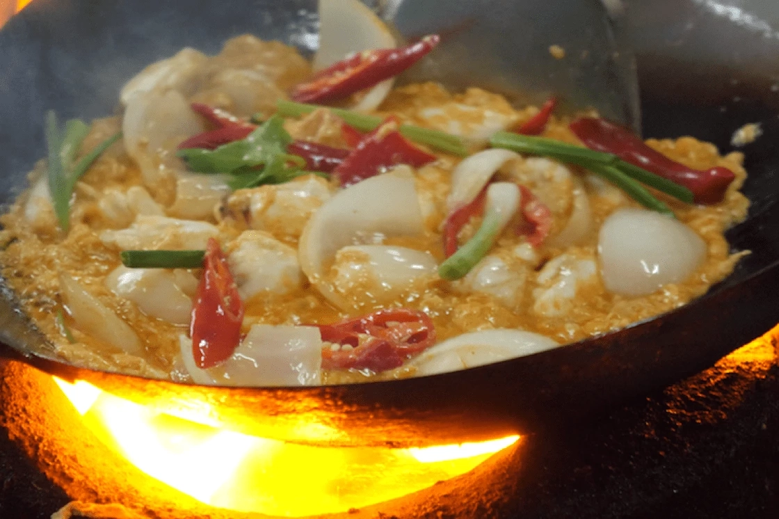 เปิดใจ "เจ๊ไฝ" ในวัย 80 ร้านนี้ไม่มีคนสืบทอด จะไม่ปิด...ต่อเมื่อยังมีแรงไหว