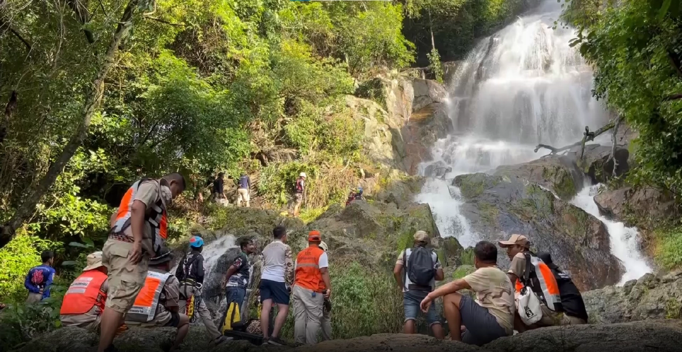 เจอแล้ว ร่างหนุ่มฝรั่งเศส วัย 20 ปี ร่วงจากน้ำตก บนเกาะสมุย