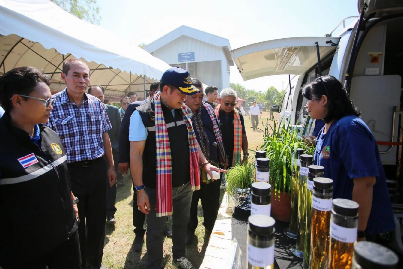ร้อยเอก ธรรมนัส พรหมเผ่า รมว.เกษตรและสหกรณ์