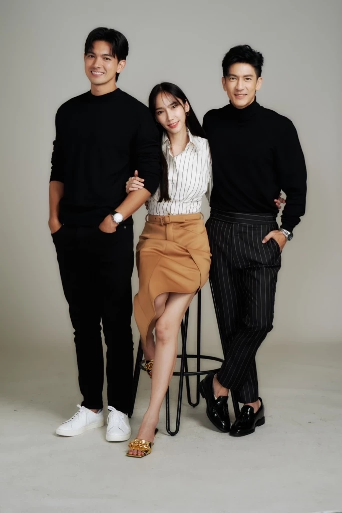 ลมพัดผ่านดาว ละครแห่งปี 2566