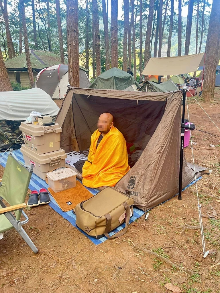 ภาพนักท่อเที่ยวที่อุทยานแห่งชาติดอยอินทนนท์ ขอบคุณภาพ ต้น ตะครุปปี้กะดุ๊กกะดุ๊กกุ๊กกุ๊ก