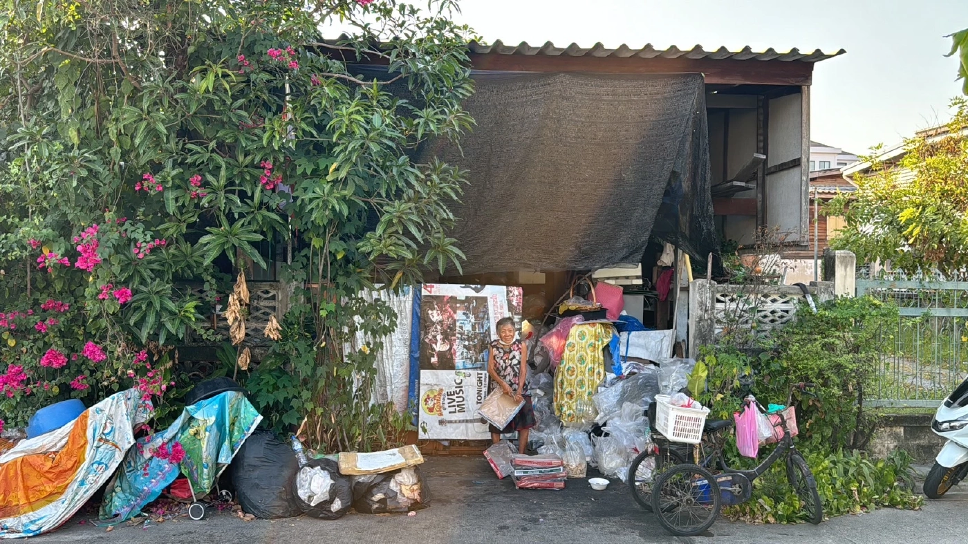 สาวโพสต์ tiktok เจอยายนั่งหลับบนจักรยานสามล้อบนถนนกลางดึก