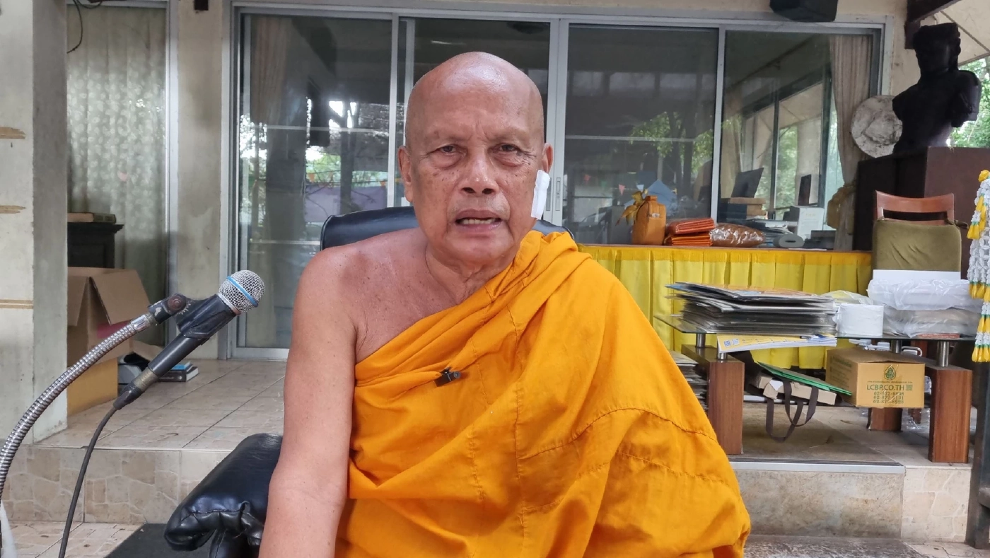 เปิดความเชื่อ "นะหน้าทอง" พิธีเสริมเสน่ห์จาก "พระลักษณ์" สู่มหานิยม 9 จุด