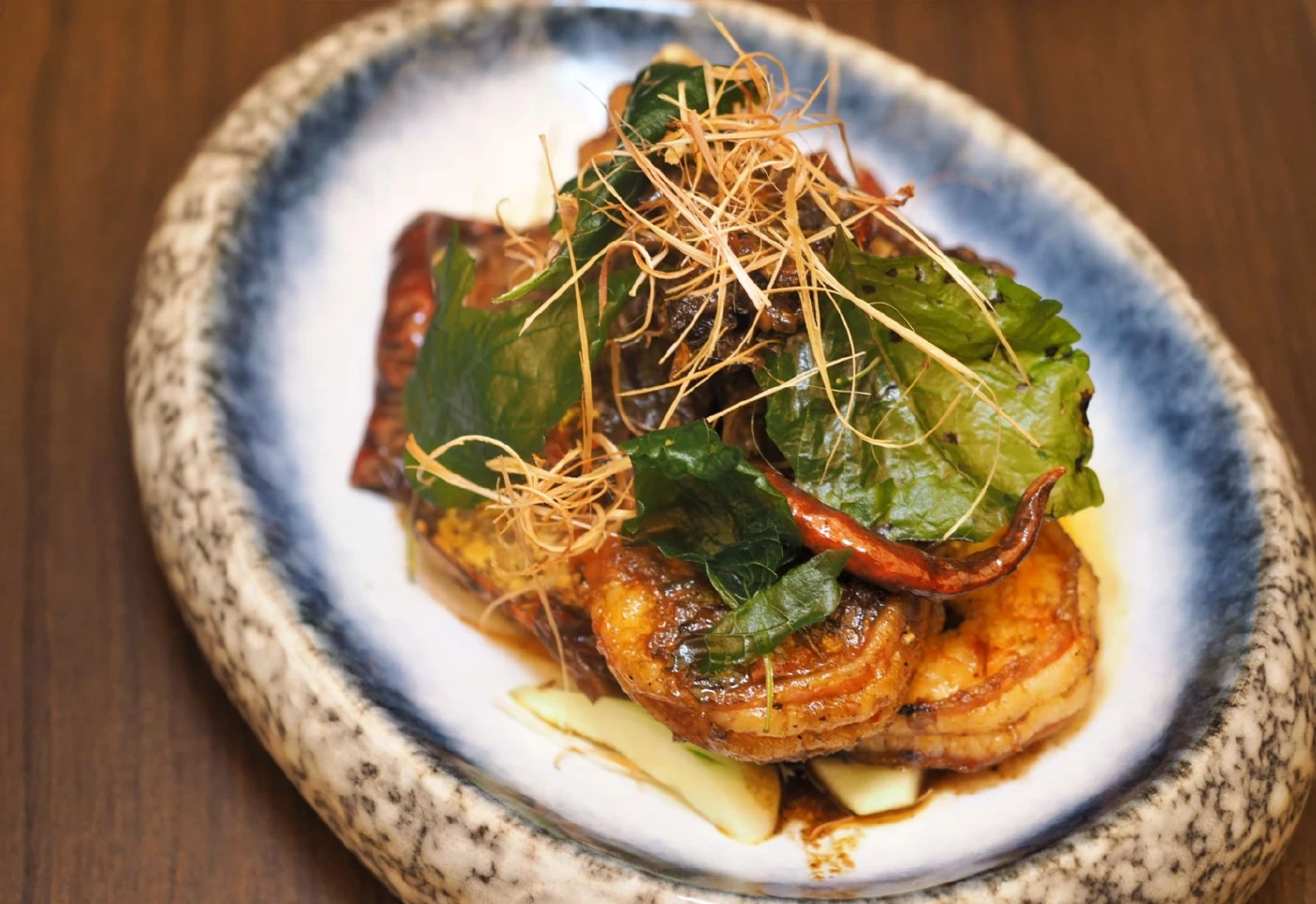 นารีกรรแสง