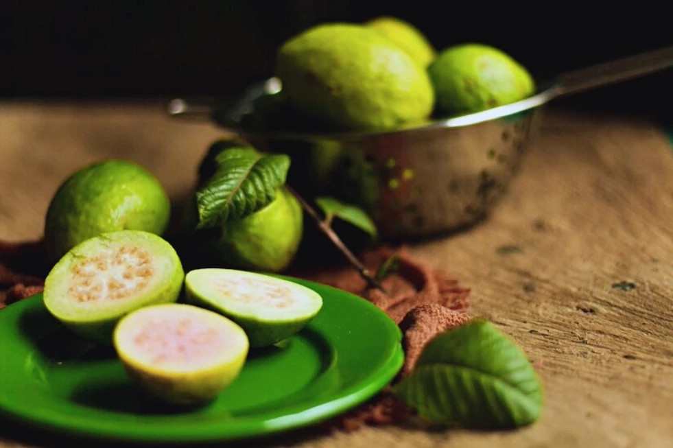 วิตามินซีไม่ได้มีแค่ในของเปรี้ยว เปิด 11 ผักและผลไม้กินต้านหวัด อัพผิวสวย