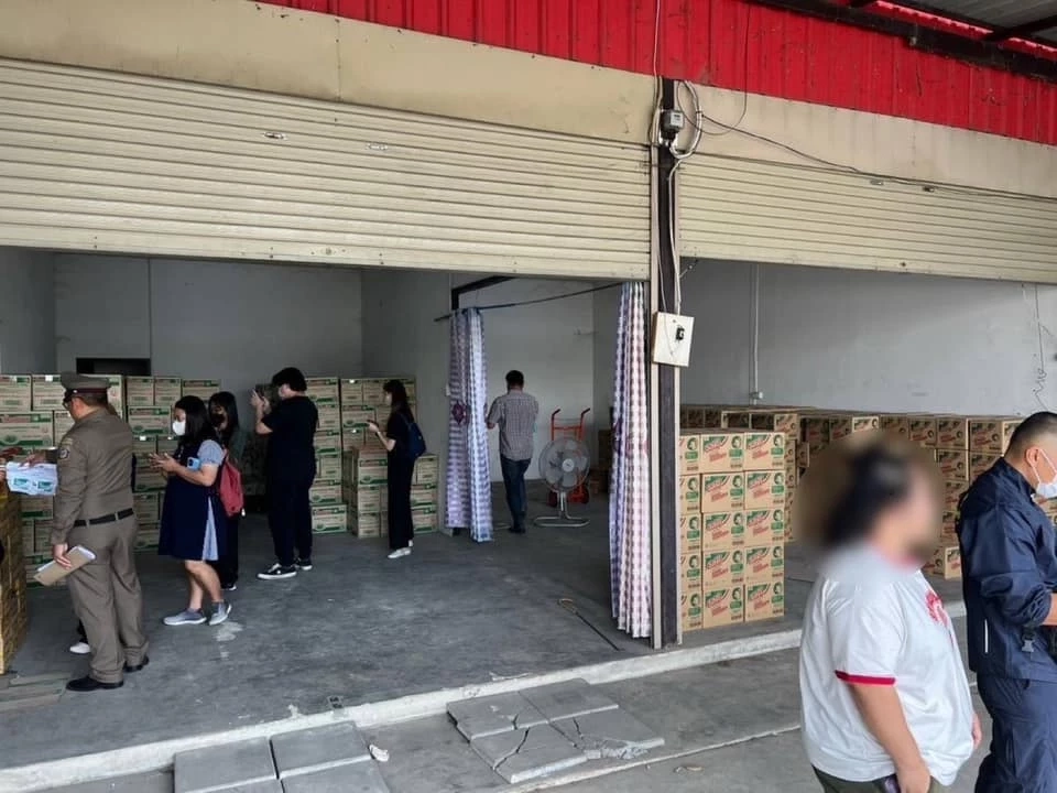 อร่อยถูกใจอนามัยถูกลืม CIB บุกจับโรงงานผลิตผงปรุงรสปลอม กระจายขายท้องตลาด