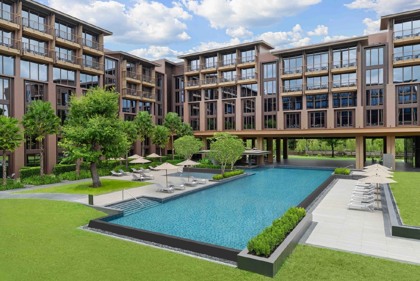 พาไปเช็คอิน "โรงแรม" แลนด์มาร์คแห่งใหม่โซนลาดกระบัง