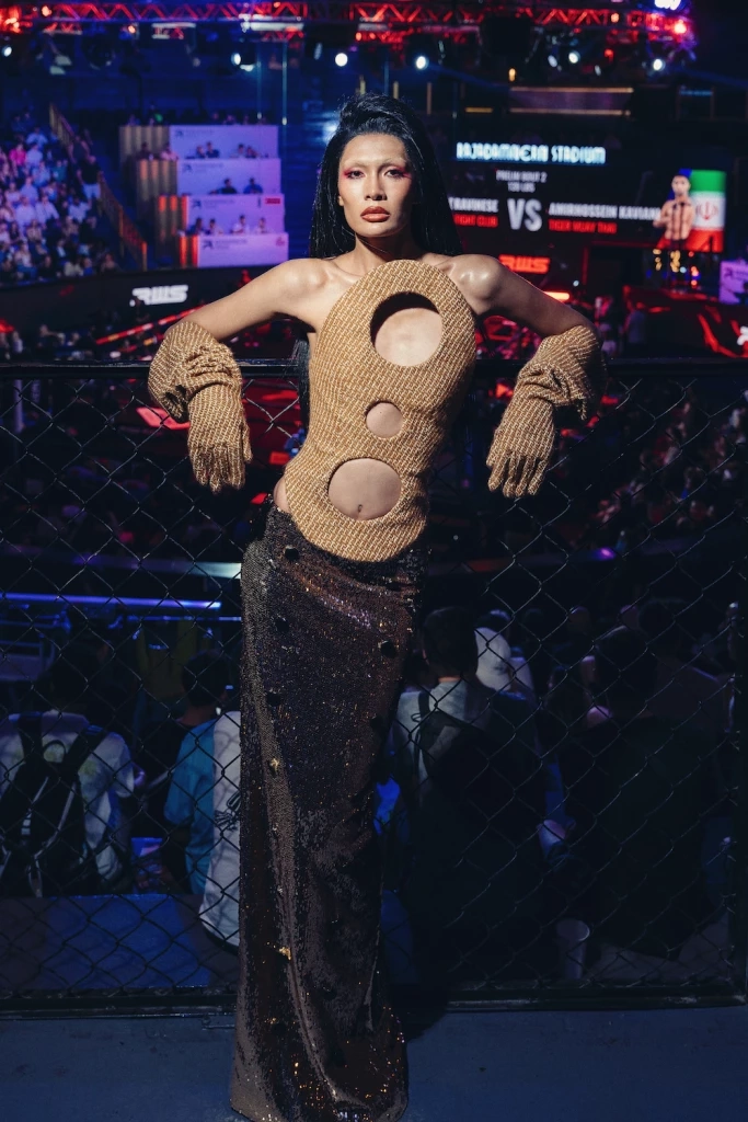 วงการแฟชั่นบุกราชดำเนิน FLYNOW หลอมรวมจิตวิญญาณนักสู้สองสนาม