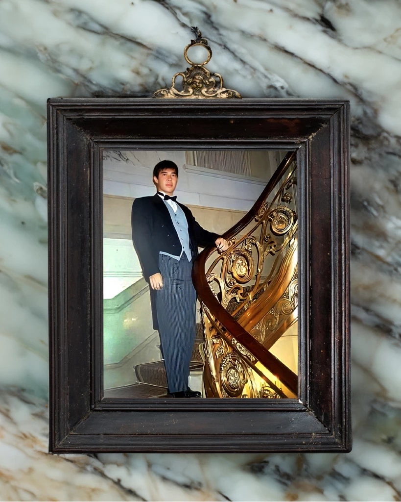 คุณจอม ภูมิพันธ์ เอี่ยมปรเมศวร์