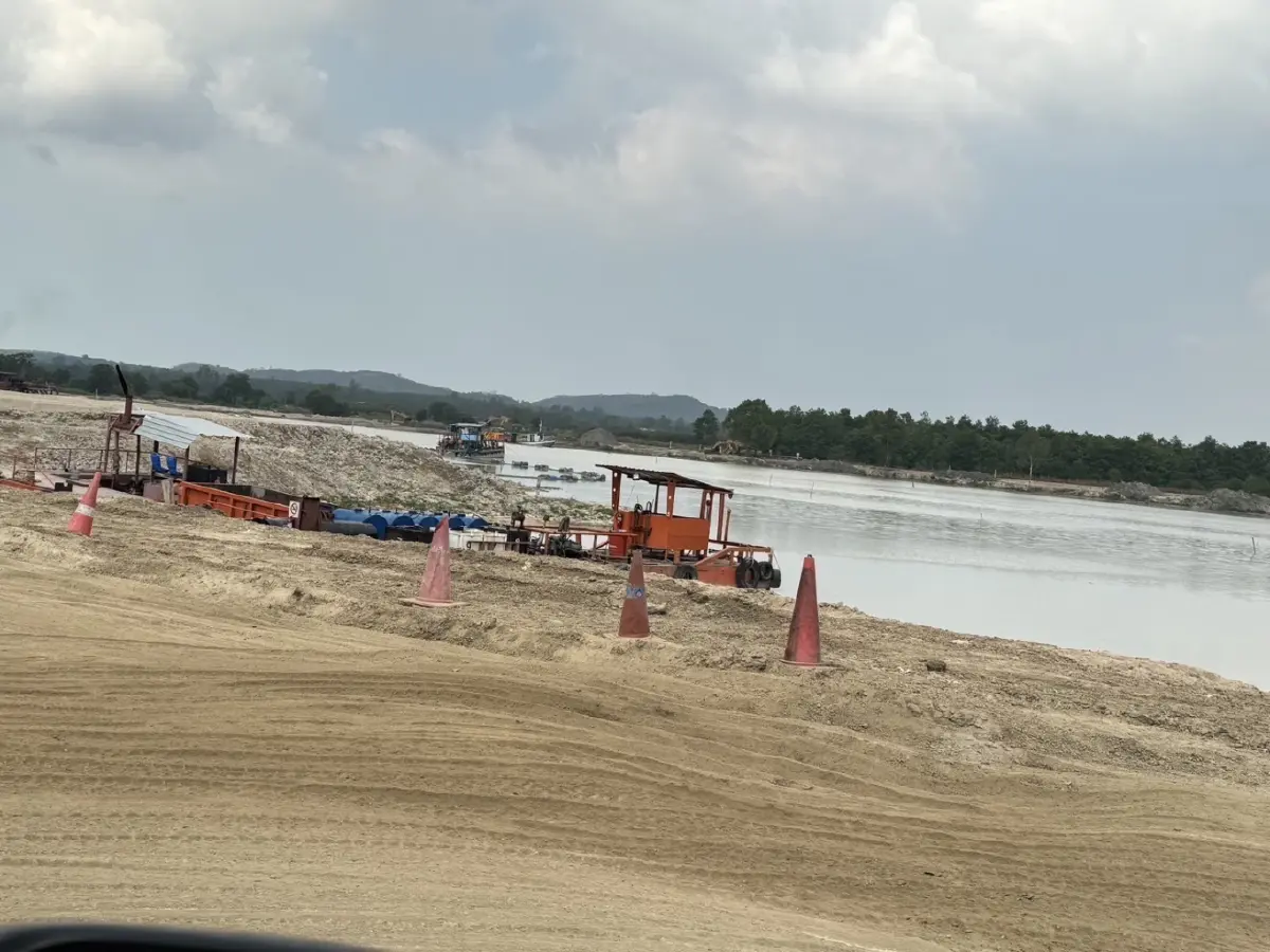 ชาวบ้าน ร้องตรวจสอบโครงการขุดลอกอ่างเก็บน้ำคลองบางไผ่ จ.ระยอง