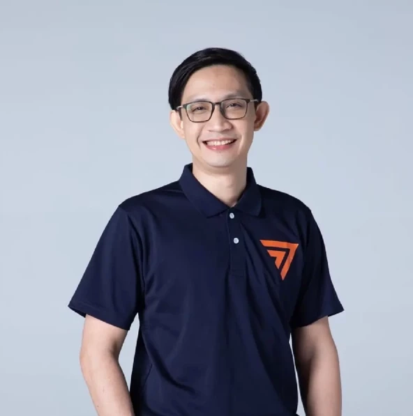 ชวนรู้จัก "จิรัฏฐ์ ทองสุวรรณ์" อดีตเกมเมอร์ตัวยง สู่ สส.ตัวตึงพรรคส้ม