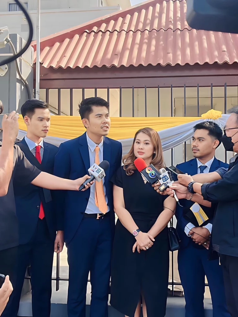 &quot;จูน เพ็ญชุลี&quot; ภรรยา &quot;หนุ่ม กะลา&quot;