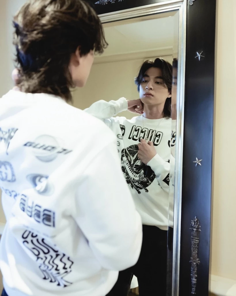 นัมเบอร์วัน “กลัฟ” นักแสดงไทยหนึ่งเดียวชมโชว์ Gucci Milan fashion week 2024