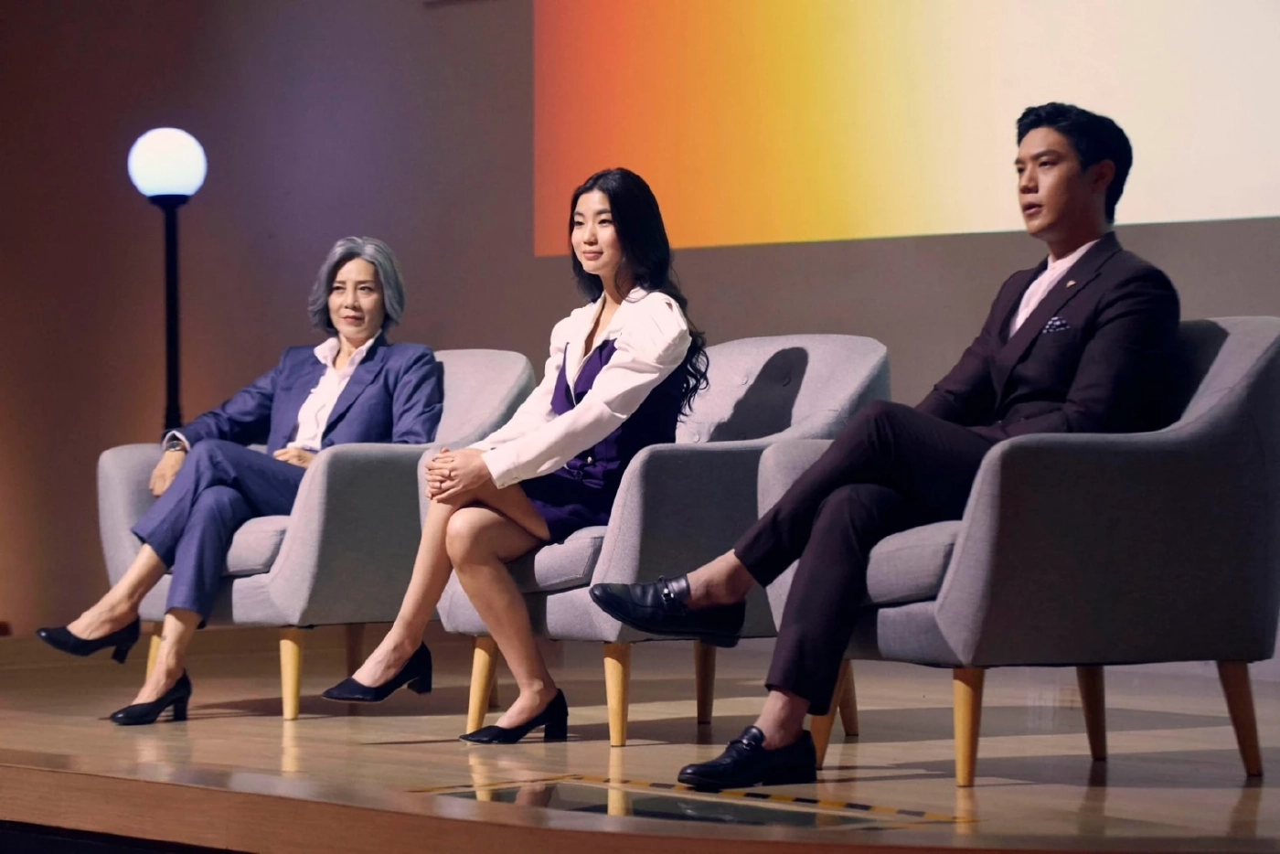 พร้อมชมกันหรือยัง ซีรีย์ START-UP เวอร์ชั่นไทย ใครเป็นใครที่นี่มีคำตอบ