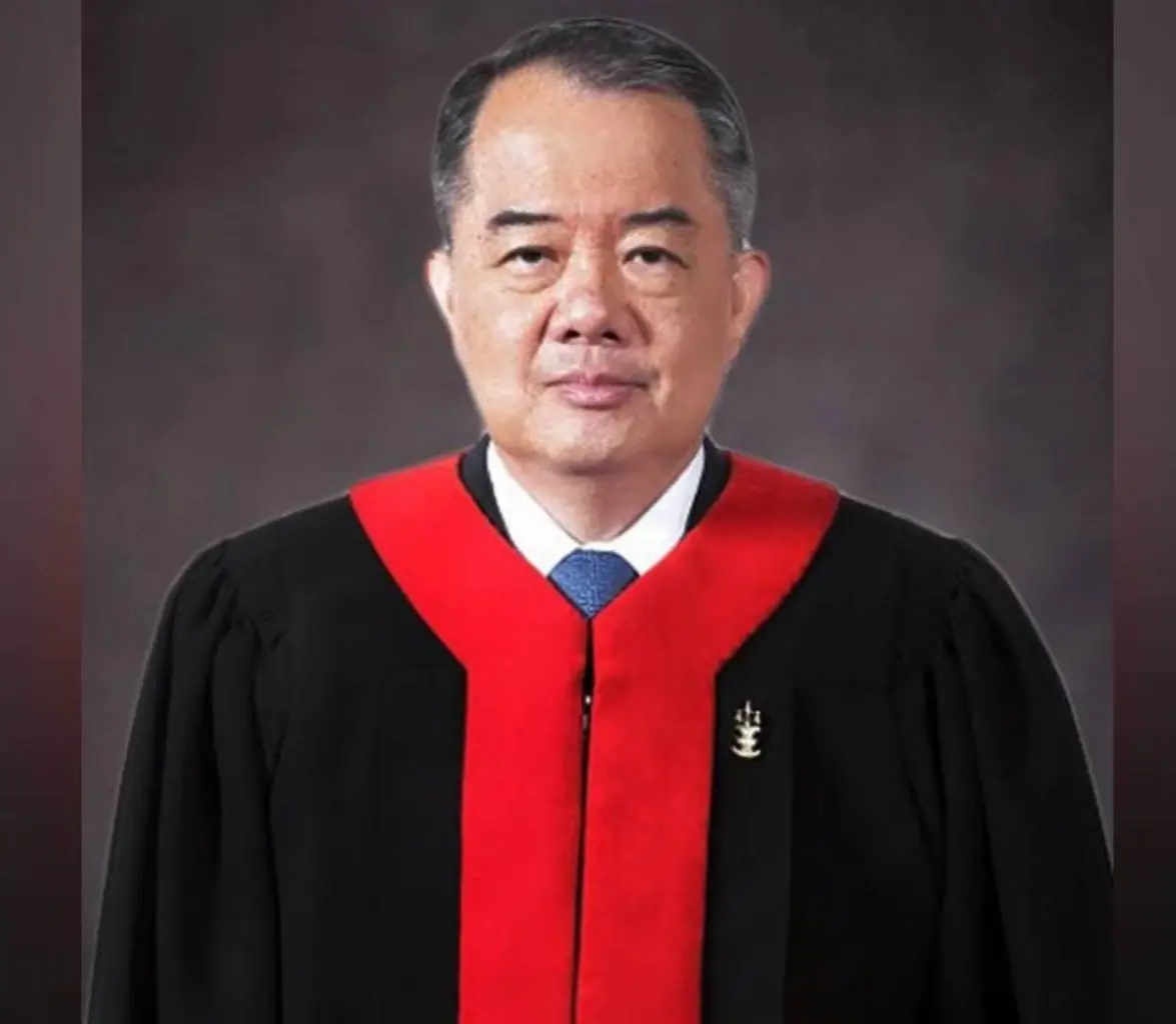 รู้จัก "นครินทร์" ตุลาการเสียงข้างน้อย ผู้ให้ "พิธา" สิ้นสุด สส. ปมถือหุ้นไอทีวี