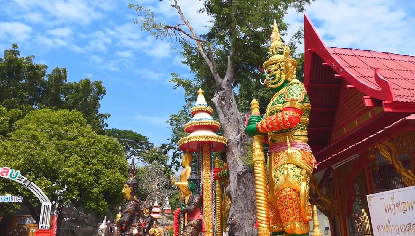 ชวนเที่ยว "วัดบุญทวี" ชมถ้ำแกลบ ขอพรสิ่งศักดิ์สิทธิ์ ชิมกาแฟรส "พระทำ"