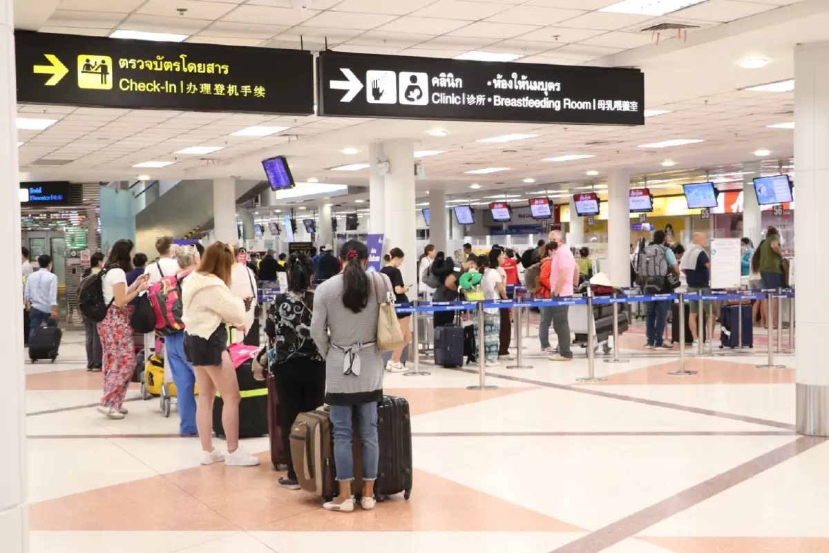 ตรุษจีนคึกคัก ! คนแห่เดินทาง-เที่ยวบินเพิ่ม 17%