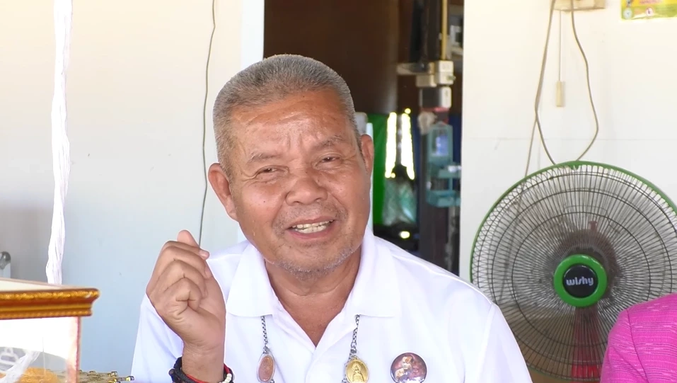 นายวันชัย พิชัยคำ อายุ 68 ปี รองประธานสภาวัฒนธรรมอำเภอเต่างอย